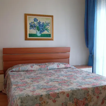 La Conchiglia 3* Μπελάρια-Ιτζέα Μαρίνα